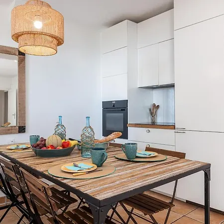 Magnificent Villa Appartement *